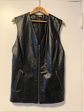 Black Leather Zip Vest - Sleek Sleeveless Layer Vintage Like New